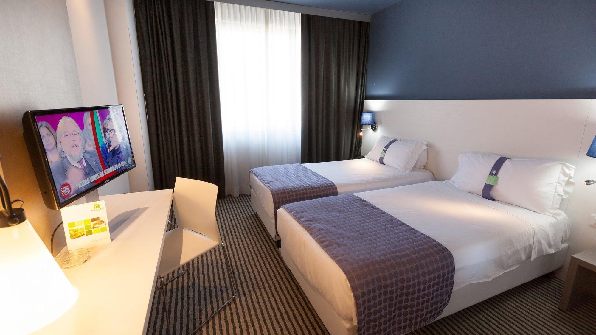 Hotel Rome Pisana Esterno foto
